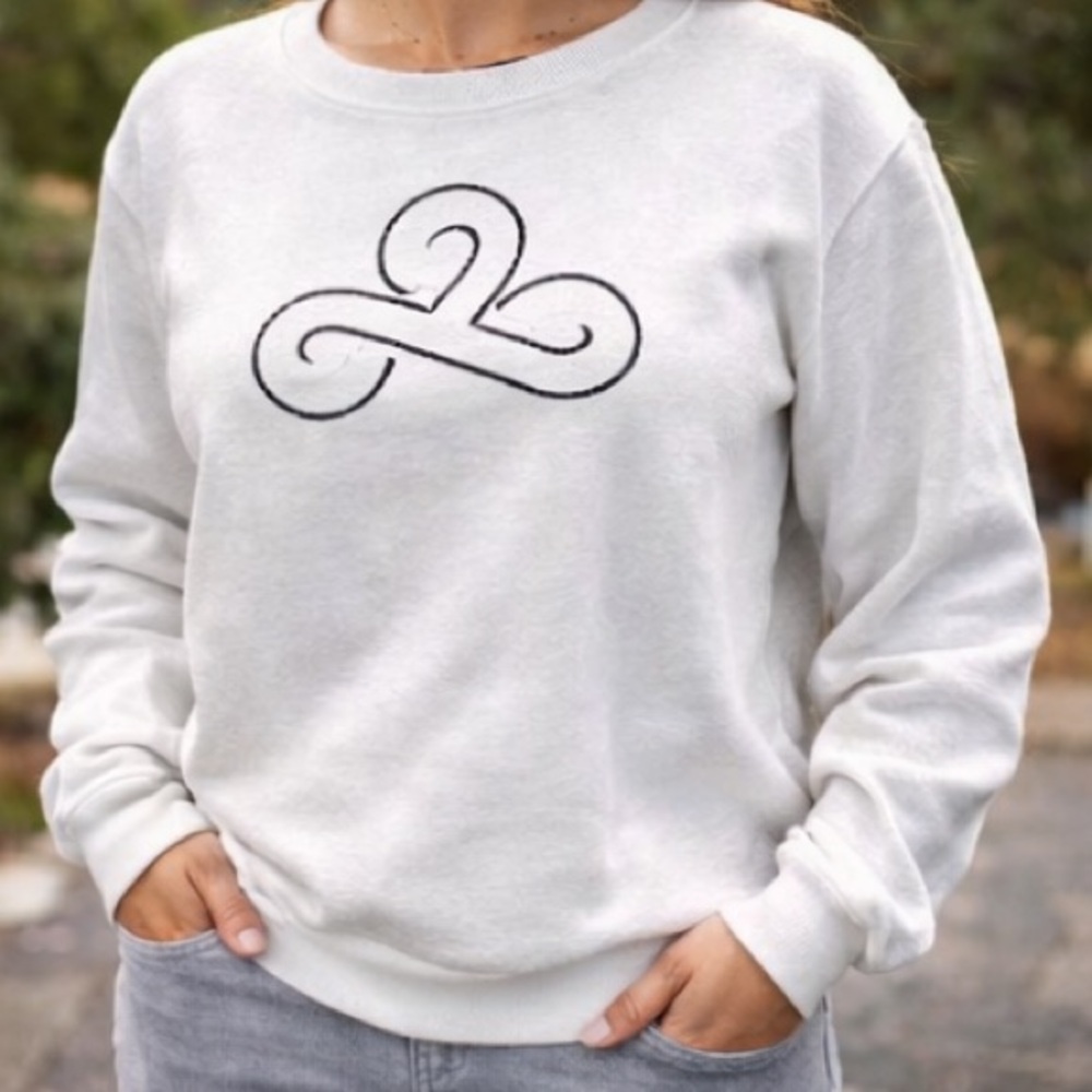 Puma Cloud9 Pullover Sweatshirt Womens Sz Medium White Graphic Crew Neck Logo‎